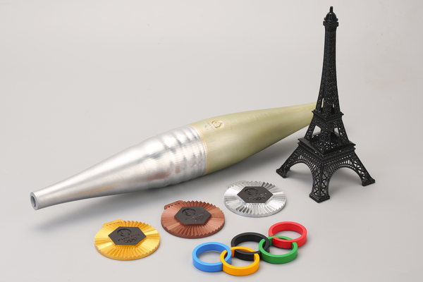 Olympic Torch: An Example of Print-in-Place 3D Model