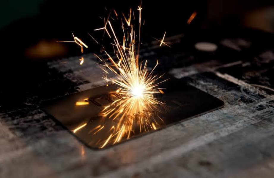 everything-you-need-to-know-about-fiber-laser-marking