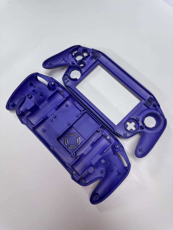 3d-plus-spray-painting-for-large-resin-enclosures