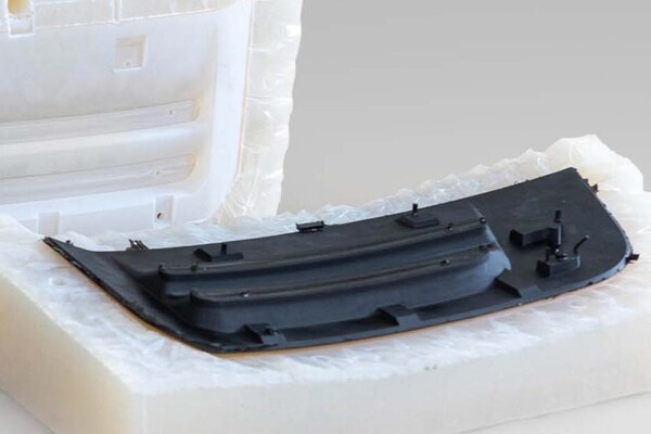 Vacuum Casting Design Rules: Avoid These Features Before Creating Silicone Molds