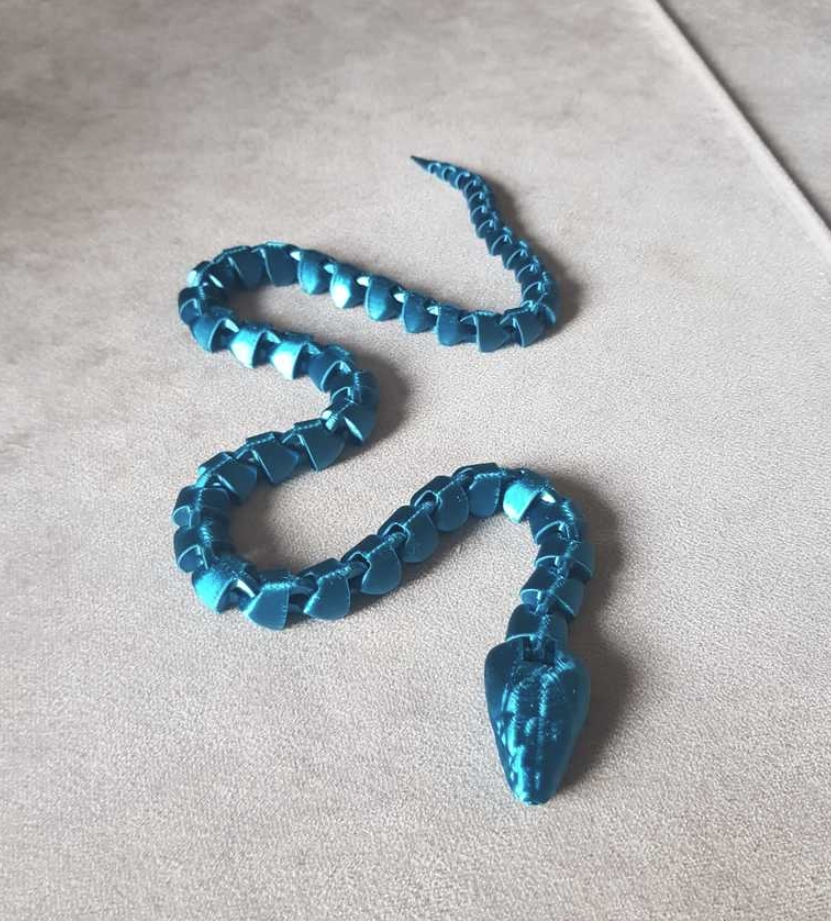 3D-printed Articulated Snake-Credit from TechnicaL50