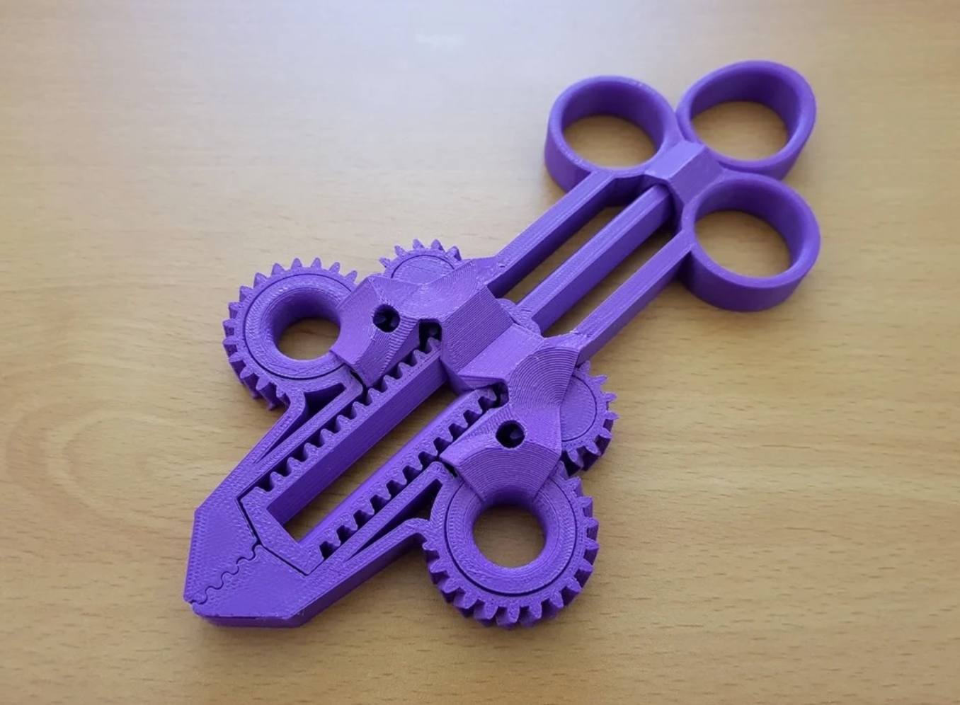 Print-in-Place Action Pliers