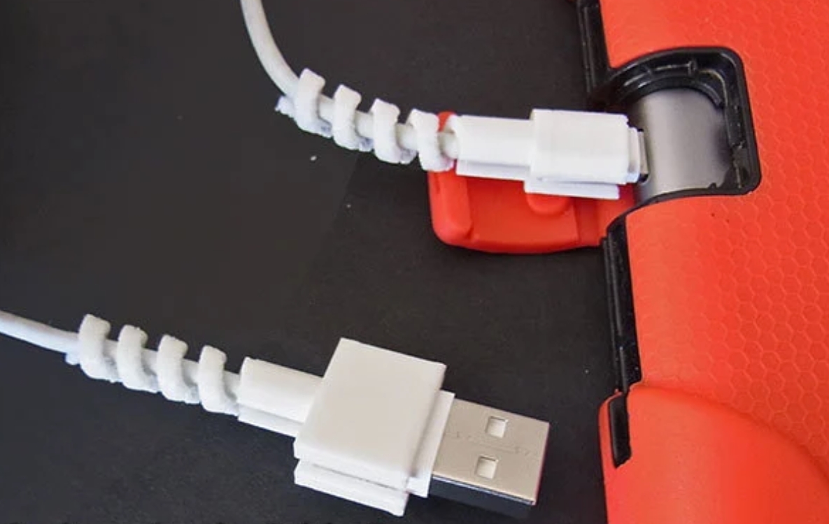 3d printed springy apple cable savers